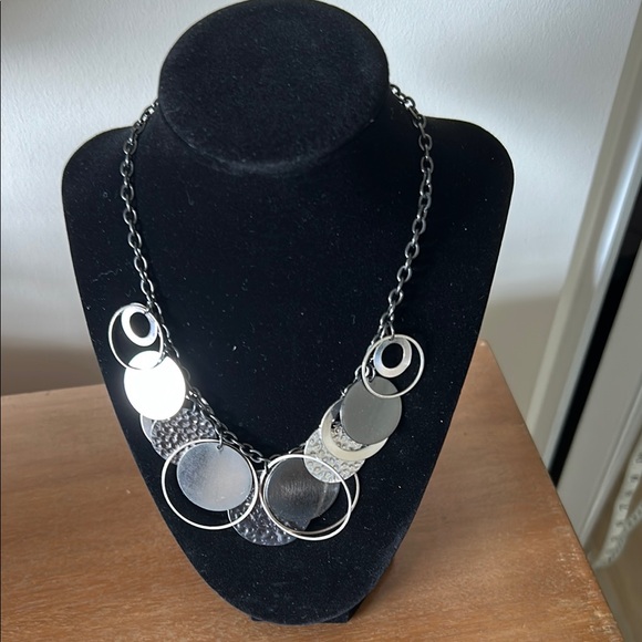 Source Unknown Jewelry - Elegant Silver-Tone “Circles” Necklace